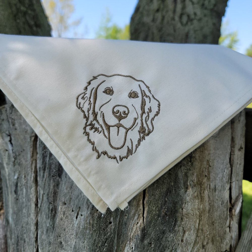Golden Retriever embroidered fabric napkins - Set of 4 - Custom gift for dog mom